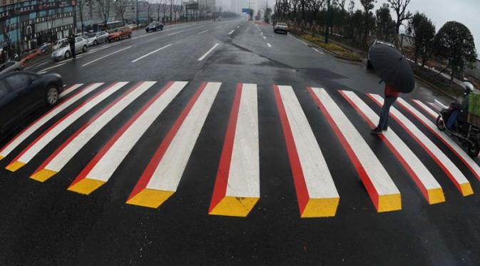 Zebra Cross 3D Digunakan Untuk Kurangi Atasi Tingginya Tingkat Kecelakaan Lalu Lintas