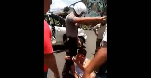 Aparat yang Memukul Pengemudi Ugal-Ugalan Diperiksa Propam