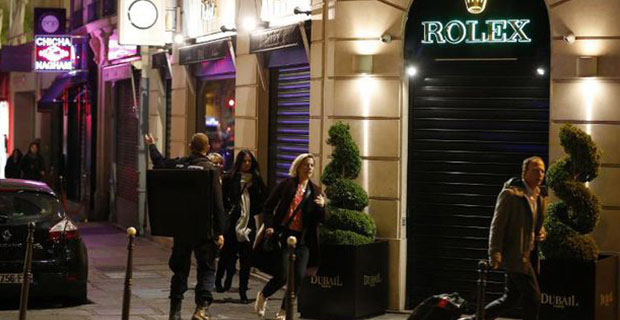 ISIS Klaim Bertanggung Jawab Atas Penembakan di Champs Elysees Paris