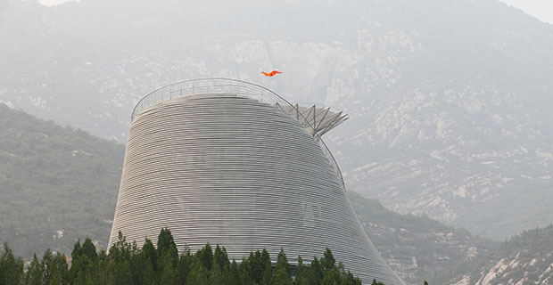 Keren, Ada Biksu yang Bisa Melayang di Kuil China