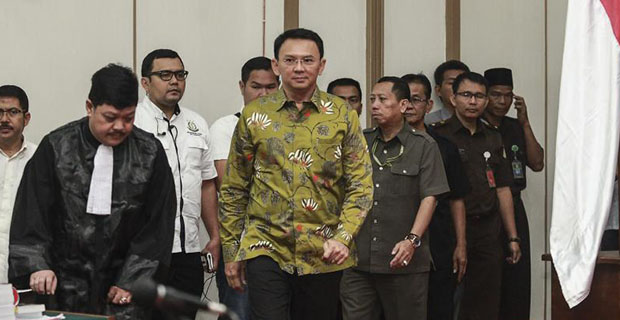 Pengacara Ahok Minta Diputarkan Video KH Abdurrahman Wahid
