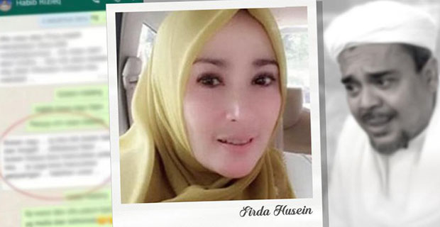 Mbak Firza Memakai Kacamata Hitam Penuhi Panggilan Kepolisian
