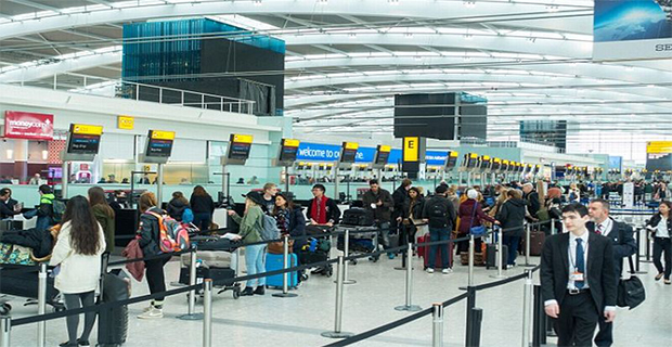 Bermacam Tingkah Laku Penumpang Yang Paling Dibenci Di Bandara