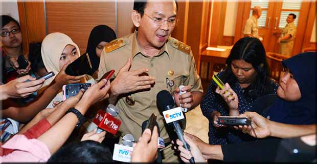Ditemukan Kano Didalam Gorong-Gorong Gatot Subroto