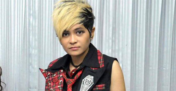 Mitha The Virgin Bersikap Manja Terhadap Pacar Barunya