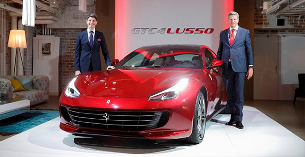 Ferrarri Meluncurkan Mobil Mewah Terbaru GTC4Lusso