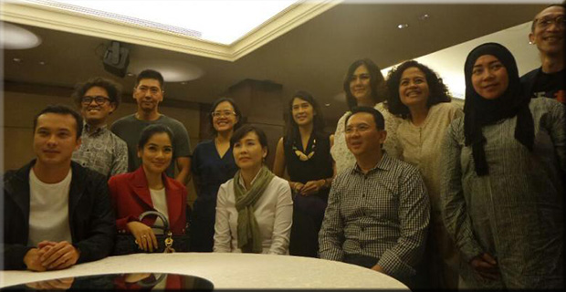 Menurut Melly Goeslaw Pak Ahok Beda Dengan Pejabat Yang Lain