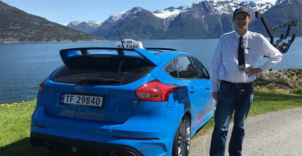 Di Norwegia Ford Fokus RS Dijadikan Taksi