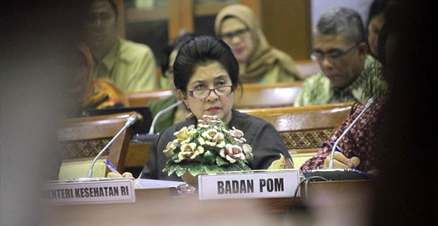 Menkes Mengatakan Kalau Beredarnya Vaksin Palsu Bukanlah Kelalaian Namun Ulah Oknum