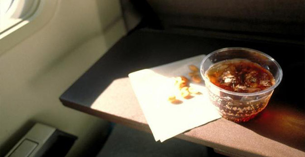 Ternyata Anda Bisa Mendapatkan 9 Hal Yang Gratis Saat di Dalam Pesawat