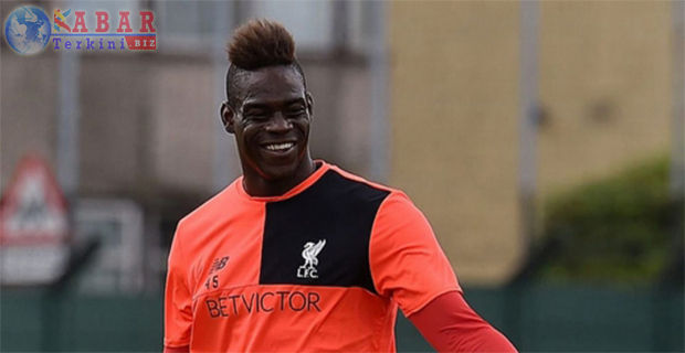 Balotelli Menolak Ajakan Besiktas