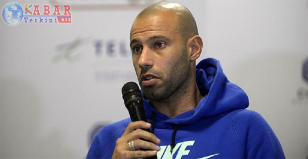 Barcelona Resmi Perpanjang Kontrak Mascherano