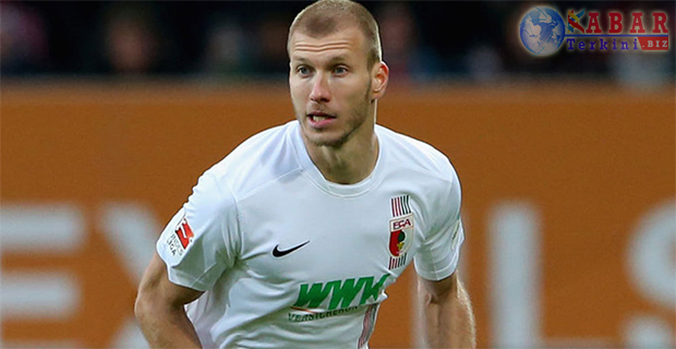 Liverpool Segera Selesaikan Transfer Ragnar Klavan
