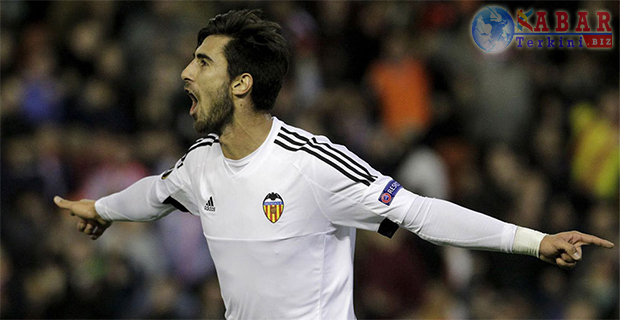 Mundur Incar Pogba, Real Madrid Fokus Bujuk Andre Gomes