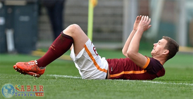 Spalletti Beri Kesempatan Dzeko Bertahan di AS Roma