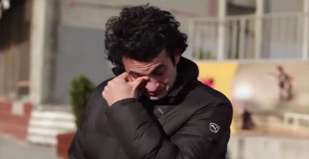 Inilah 10 Hal Yang Bisa Membuat Pria Menangis