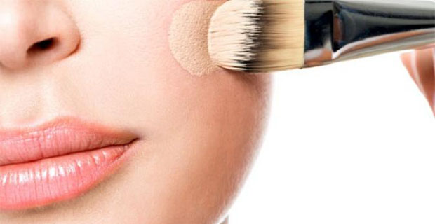 Ini Yang Akan Terjadi Jika Sering Menggunakan Makeup