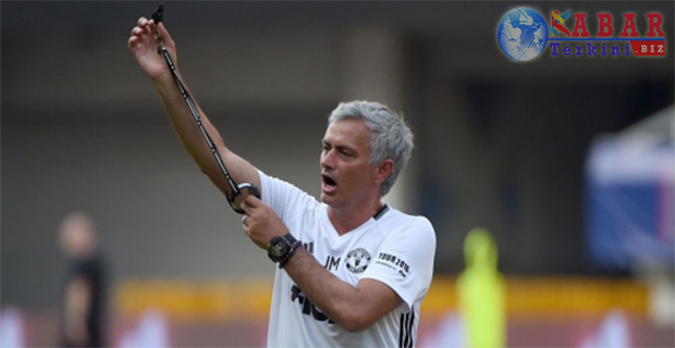 Japp Stam: Melatih Manchester United Bukan Hal Gampang Untuk Mourinho