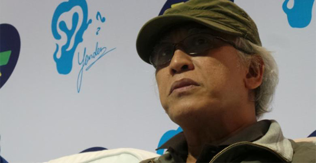 Iwan Fals Ngos-ngosan Saat Menyanyikan Lagu "Nona"