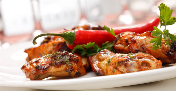 Ternyata Suka Makan Pedas Bisa Membuat Ketiak Bau!