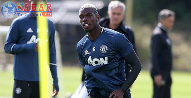 Buffon Sebut Pogba Bakal Menjadi Pemimpin di Manchester United