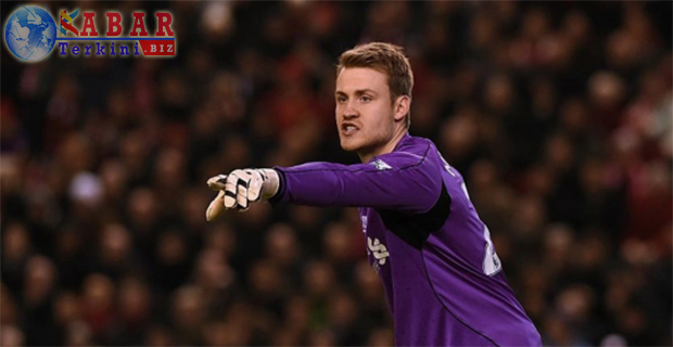 Mignolet Tidak Cemas Pada Manninger dan Karius