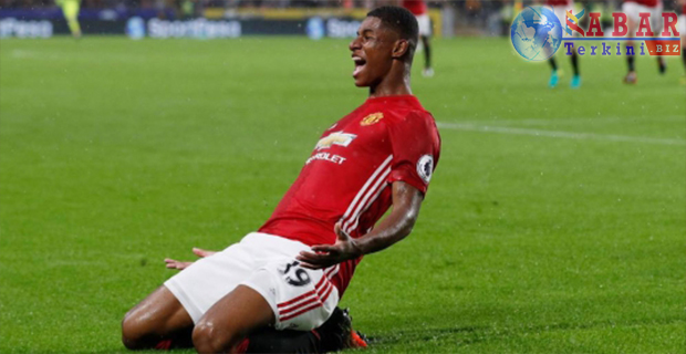 Neville Kembali Lontarkan Pujian Untuk Rashford