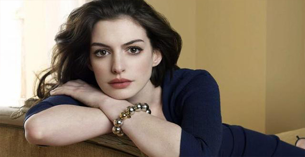 Mendapatkan Piala Bergengsi Osacar Membuat Anne Hathaway Tidak Bahagai