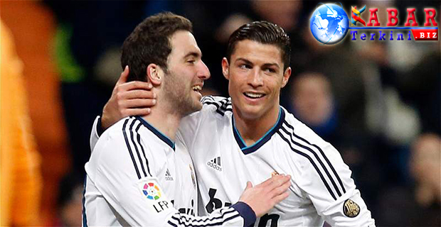 Ronaldo Beri Pujian dan Harapan Pada Gonzalo Higuain