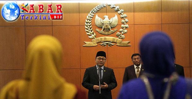 Ahok Jadi Tersangka, Zulkifli Hasan: Tidak Ada Lagi Demo Susulan