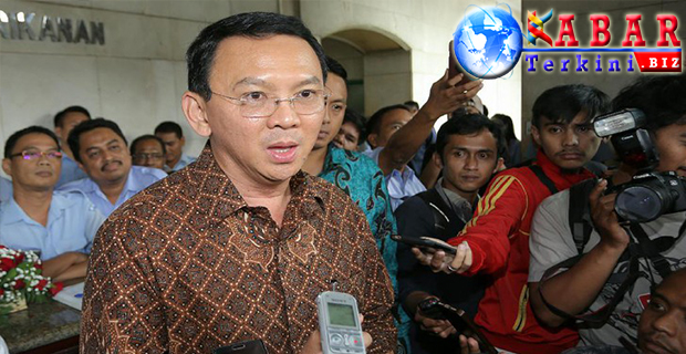 Setelah Diperiksa Selama 9 Jam, Ahok: Tanya Penyidik Aja Ya, Saya Udah Laper Nih
