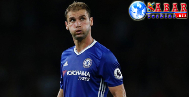 Tidak Hiraukan Barca, Ivanovic Mau Perpanjang Kontrak di Chelsea