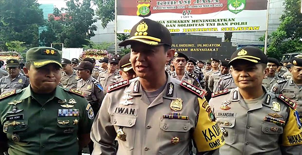 Kapolres Jakarta Selatan Menghimbau Massa FPI yang Berdemo Ikuti Peraturan yang Ditetapkan