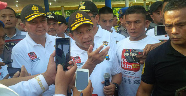 Kapolri Meluncurkan Aplikasi Online Kepolisian di Medan