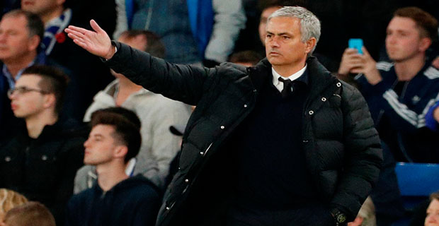 Mourinho Frustasi Setelah MU Ditahan Hull