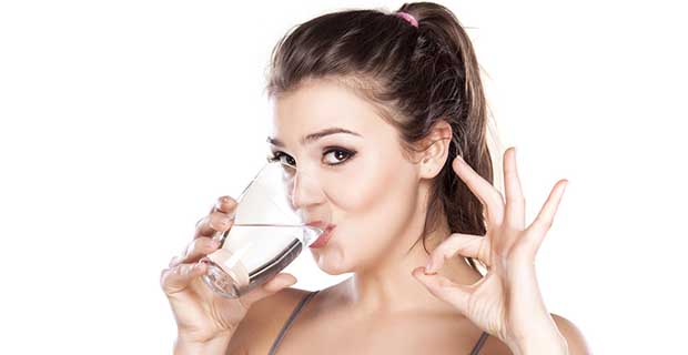 Arti Anjuran Minum Air Putih Ketika Bangun Tidur