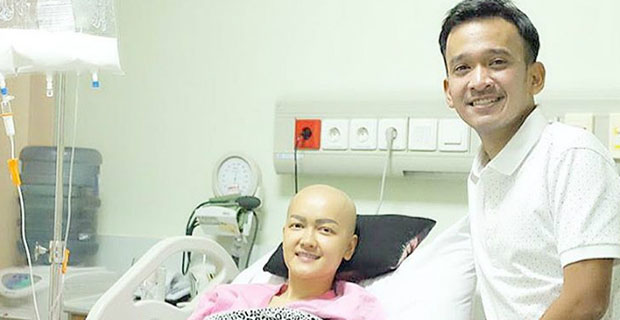 Ruben Percepat Galang Dana Karena Biaya Rumah Sakit Julia Perez yang Tinggi
