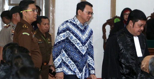 Siang Ini Tim Pengacara Ahok Serahkan Memori Banding