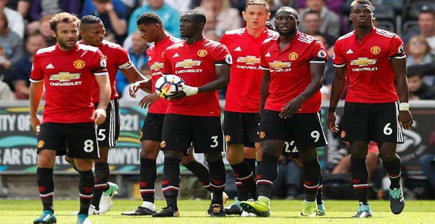 Red Devils Pesta Gol di Markas Swansea