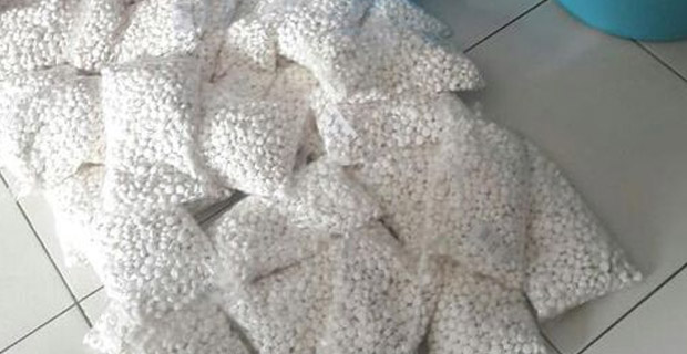 Bareskrim Gerebek Pabrik Pil PCC di Surabaya, Satu Pelaku Ditangkap
