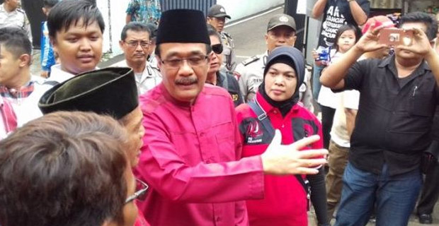 Djarot Jelaskan Ke Kapolda Metro Soal Garasi Jadi Syarat STNK