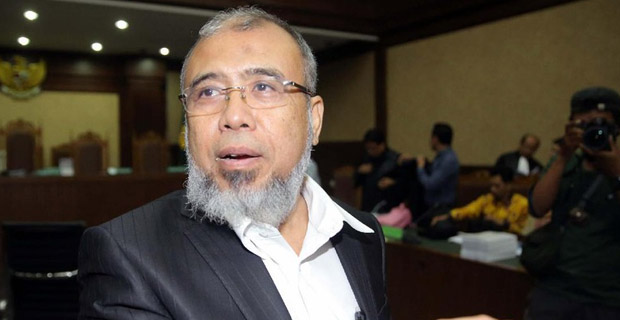 Patrialis Akbar Dijatuhi Hukuman 8 Tahun Penjara