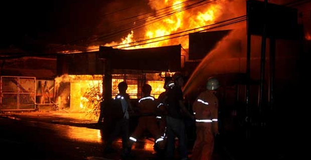 Mapolres Dharmasraya Diserang Teroris