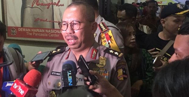 Polri Turunkan Perintah Ke Polda Lacak Video Pemukulan Guru ke Siswa